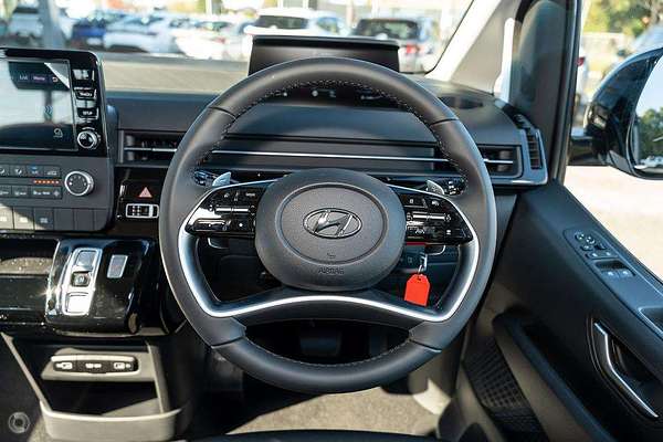 2025 Hyundai STARIA US4.V3