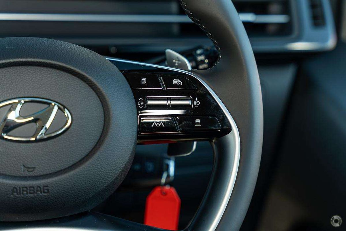 2025 Hyundai STARIA US4.V3