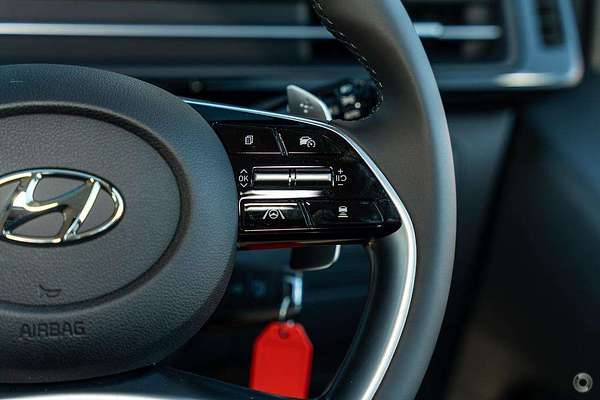 2025 Hyundai STARIA US4.V3