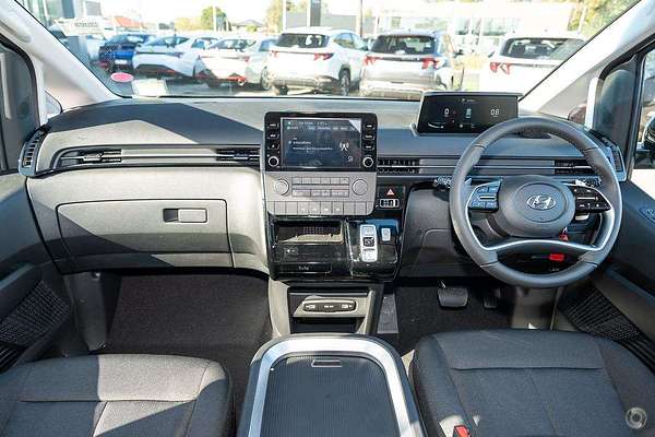 2025 Hyundai STARIA US4.V3