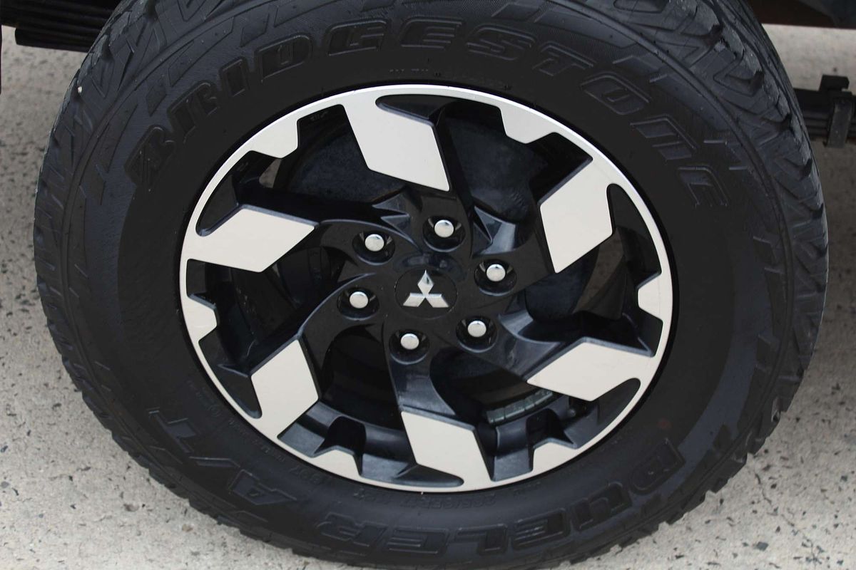 2017 Mitsubishi Triton Exceed MQ 4X4