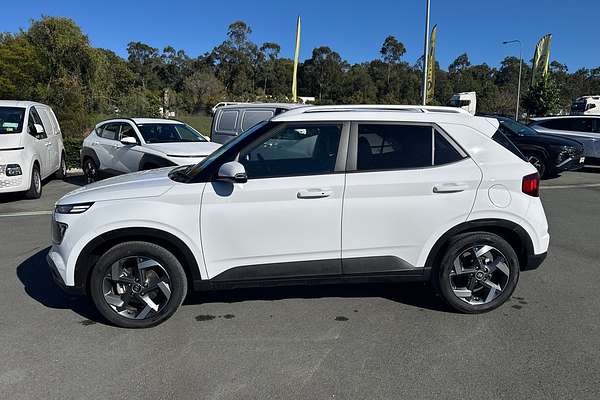 2022 Hyundai Venue Elite QX.V5