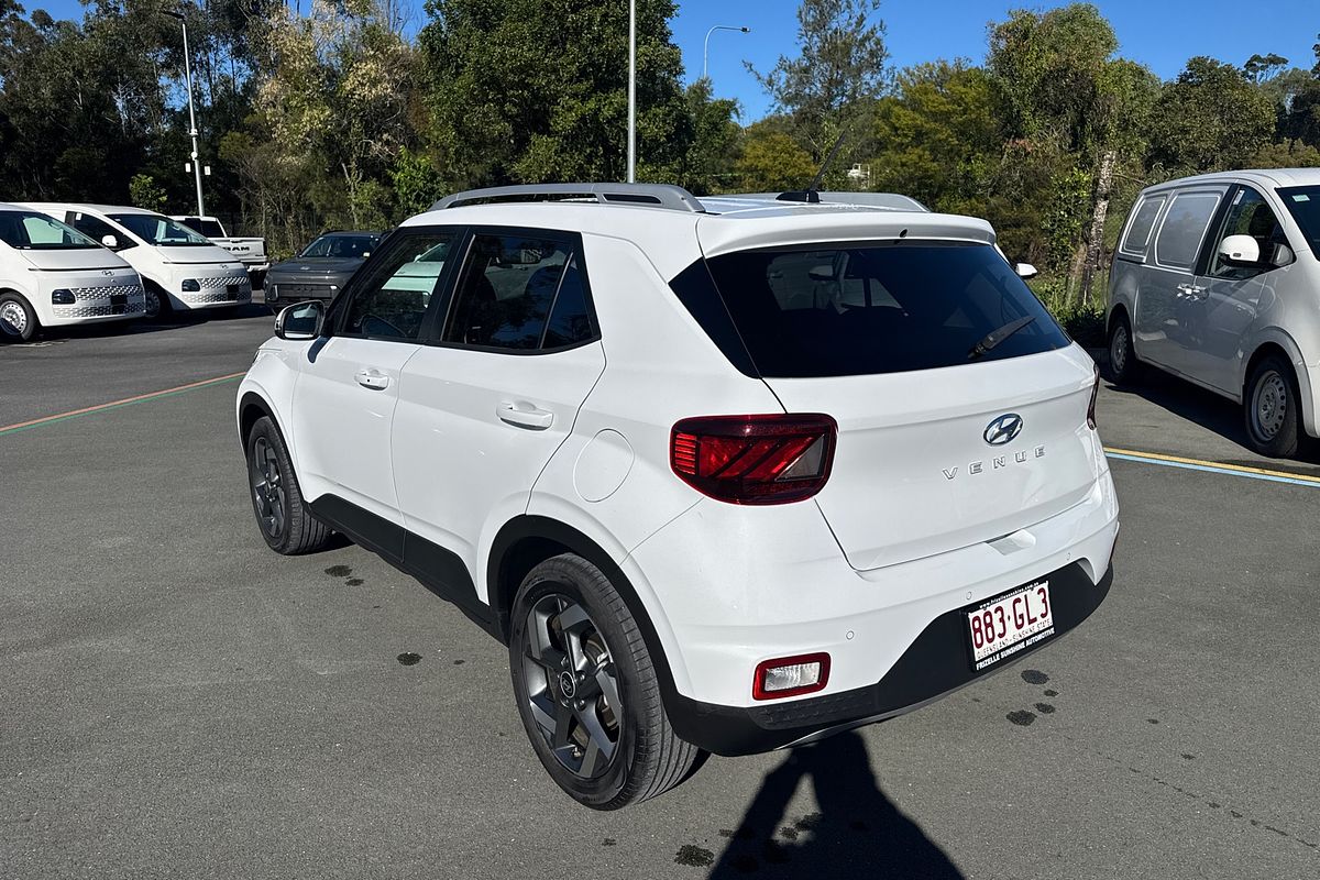 2022 Hyundai Venue Elite QX.V5