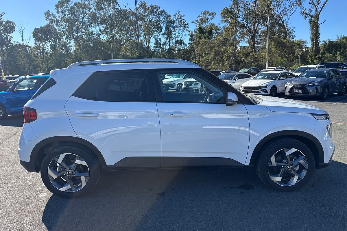 2022 Hyundai Venue Elite QX.V5