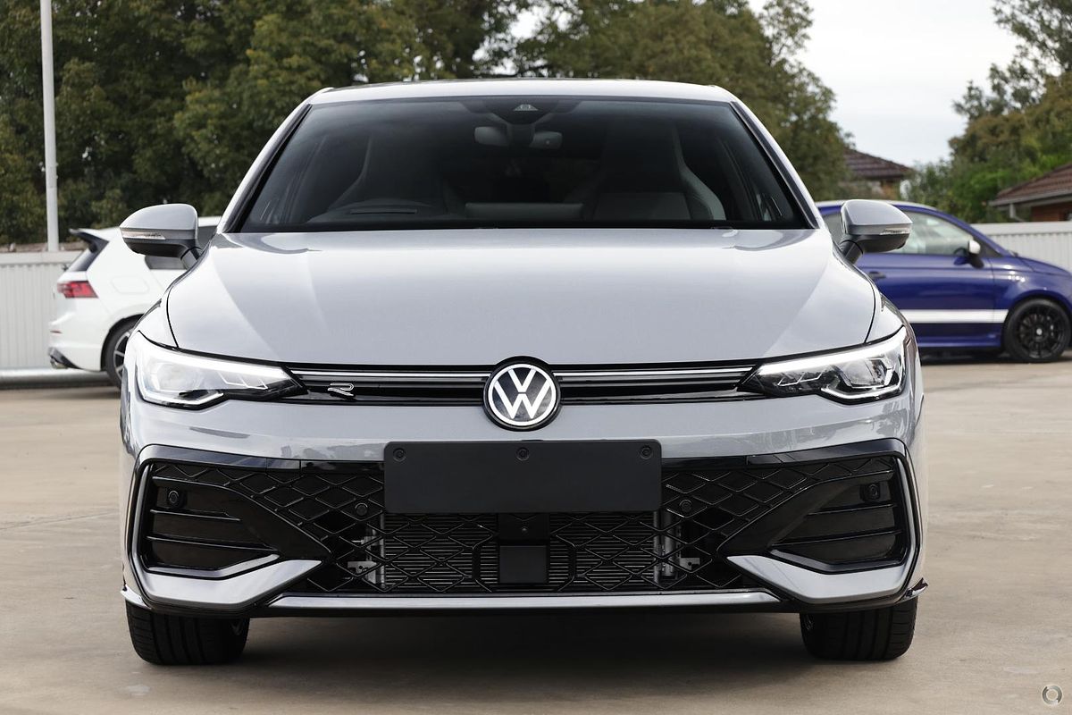 2025 Volkswagen Golf 110TSI R-Line 8.5