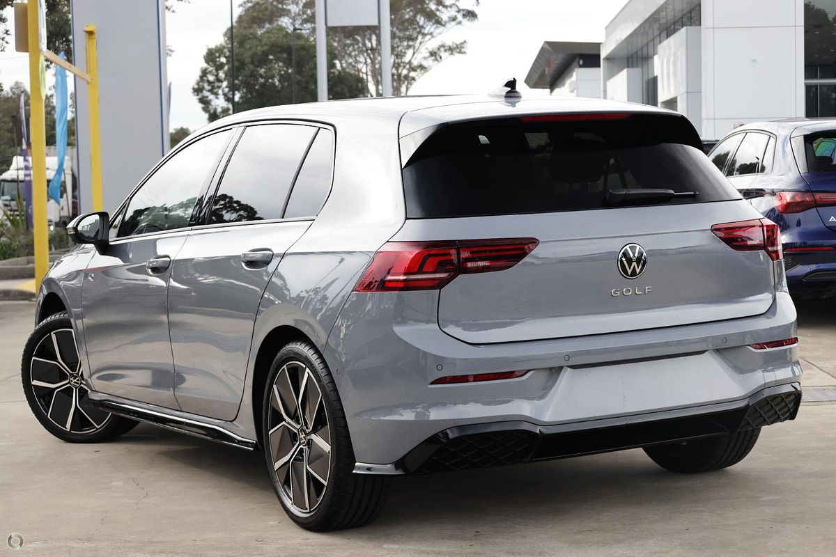 2025 Volkswagen Golf 110TSI R-Line 8.5