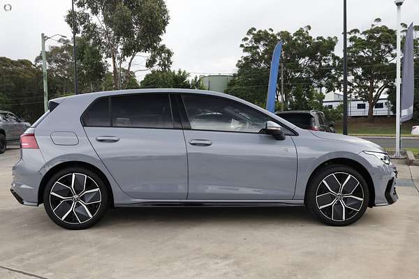 2025 Volkswagen Golf 110TSI R-Line 8.5