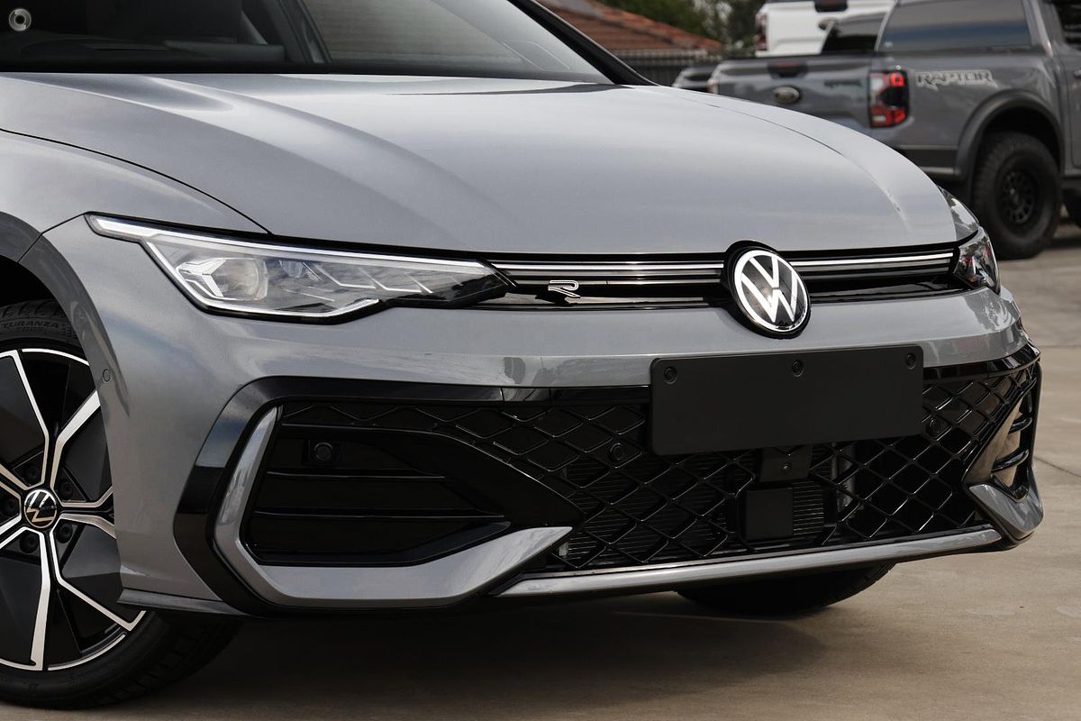 2025 Volkswagen Golf 110TSI R-Line 8.5