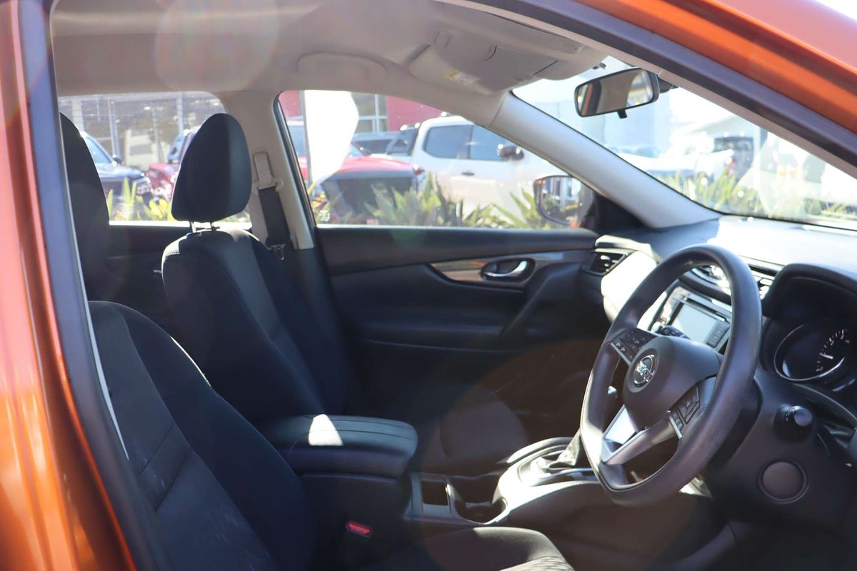 2020 Nissan X-TRAIL ST T32