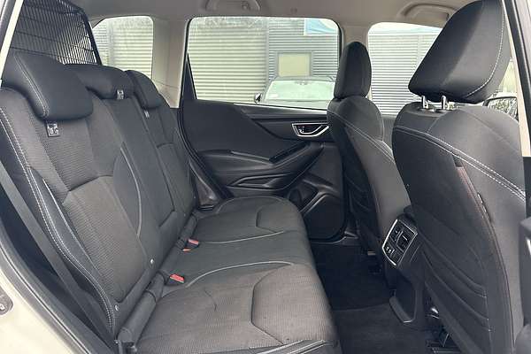 2020 Subaru Forester 2.5i-L S5