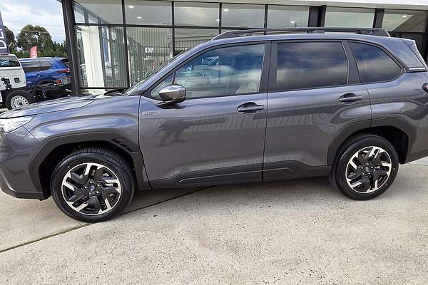 2025 Subaru Forester Hybrid S6