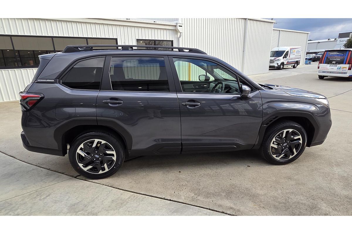 2025 Subaru Forester Hybrid S6