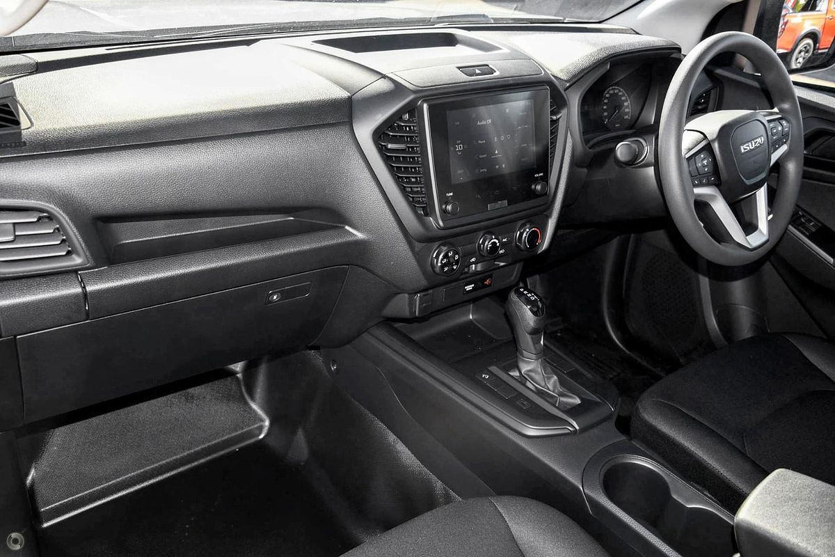 2025 Isuzu D-MAX SX High Ride Rear Wheel Drive