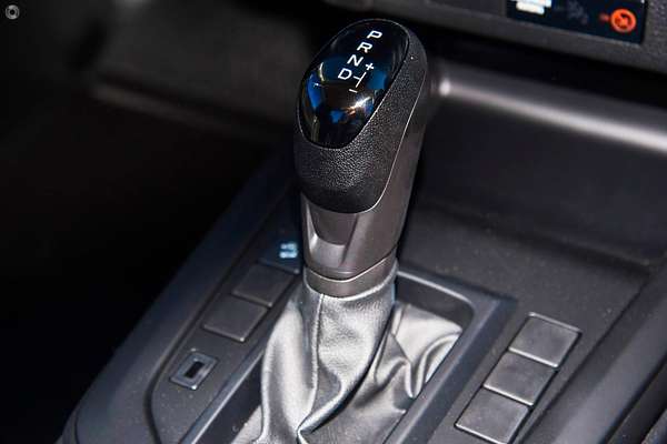 2025 Isuzu D-MAX SX High Ride Rear Wheel Drive