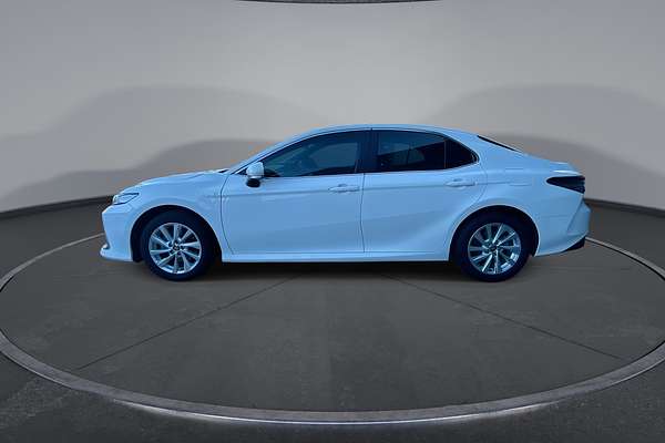 2024 Toyota Camry Ascent AXVH70R