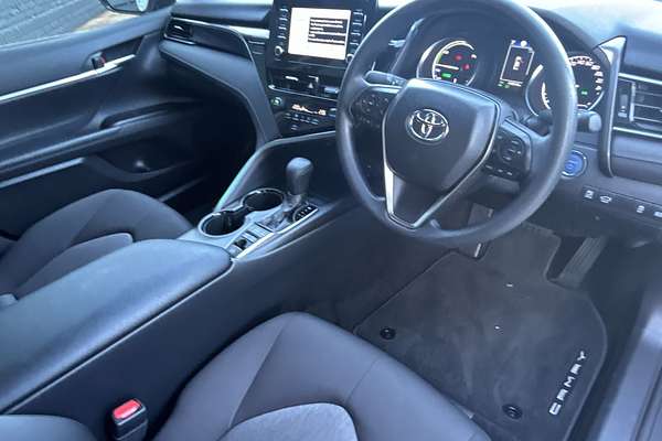 2024 Toyota Camry Ascent AXVH70R