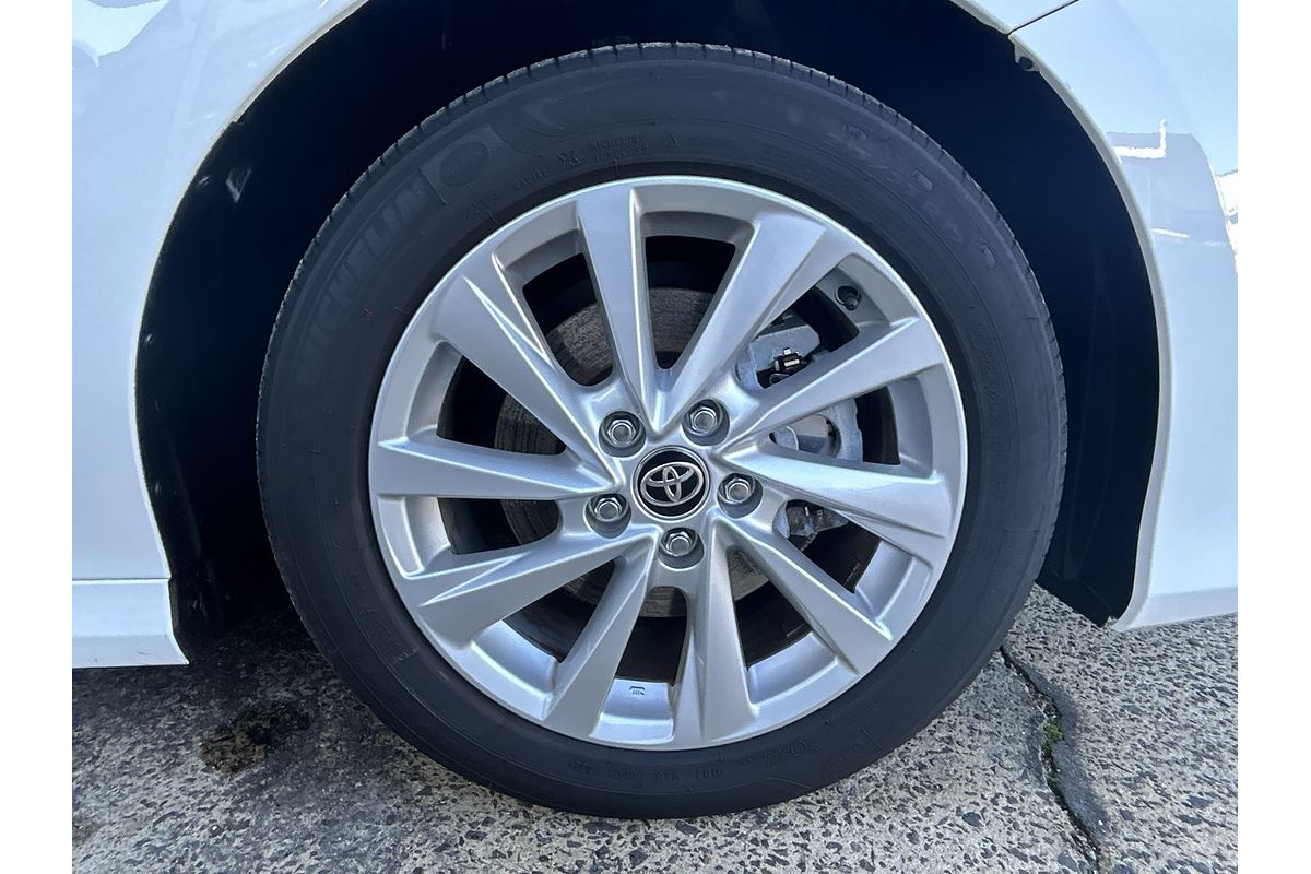 2024 Toyota Camry Ascent AXVH70R