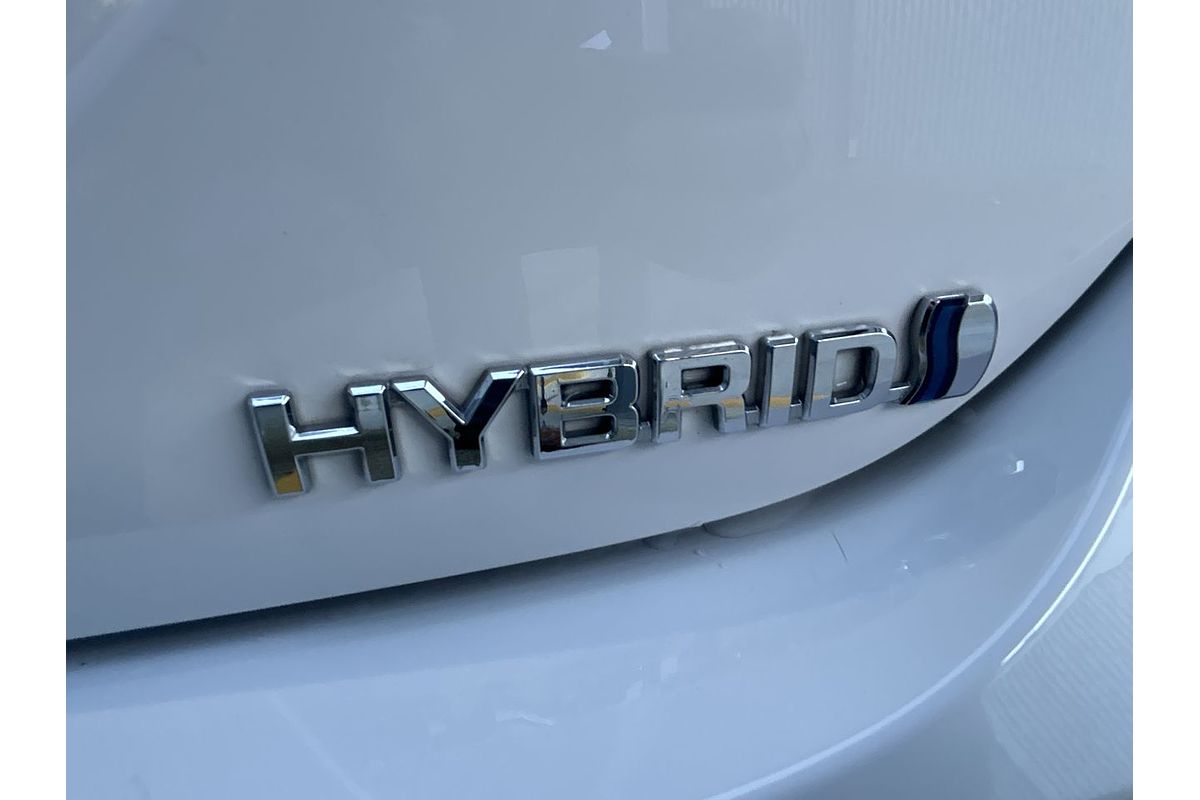 2024 Toyota Camry Ascent AXVH70R