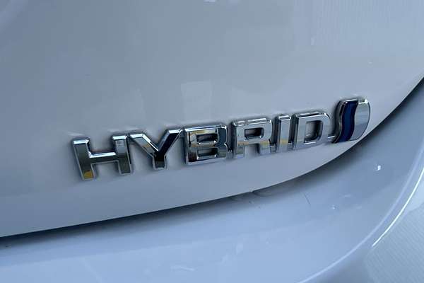 2024 Toyota Camry Ascent AXVH70R