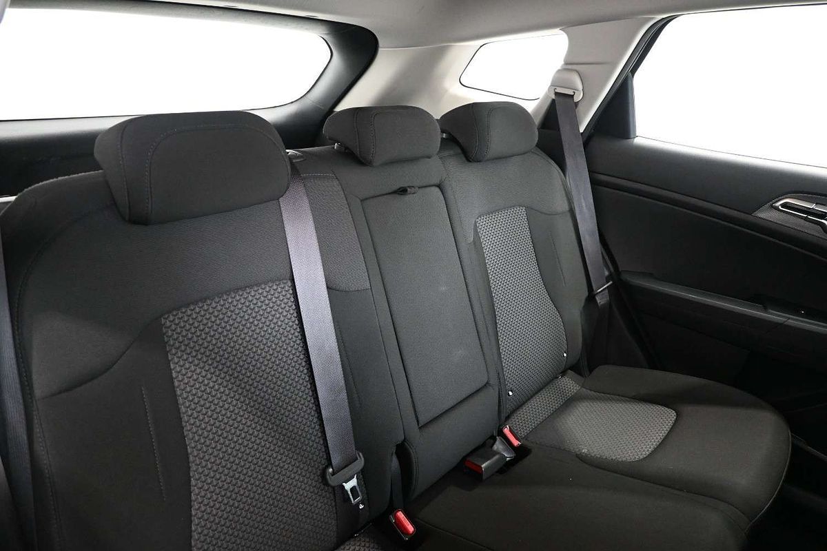 2022 Kia Sportage S NQ5