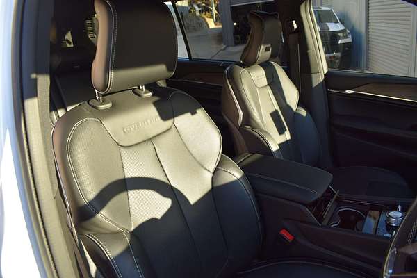 2022 Jeep Grand Cherokee L Overland WL