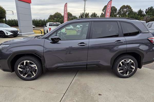 2025 Subaru Forester Touring S6