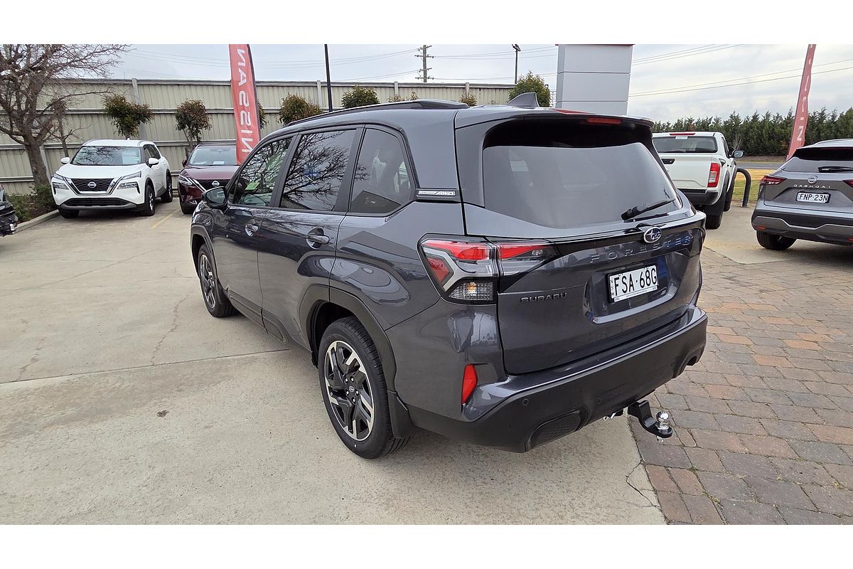 2025 Subaru Forester Touring S6