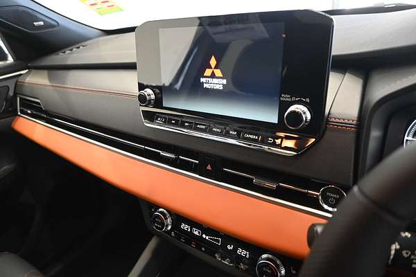 2025 Mitsubishi Outlander PHEV Exceed Tourer ZM