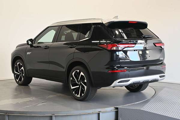 2025 Mitsubishi Outlander PHEV Exceed Tourer ZM