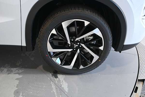 2025 Mitsubishi Outlander PHEV Aspire ZM