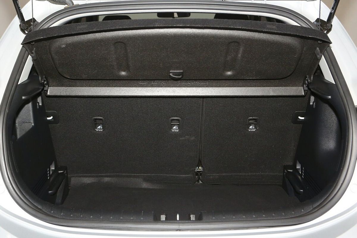 2023 Kia Rio S YB