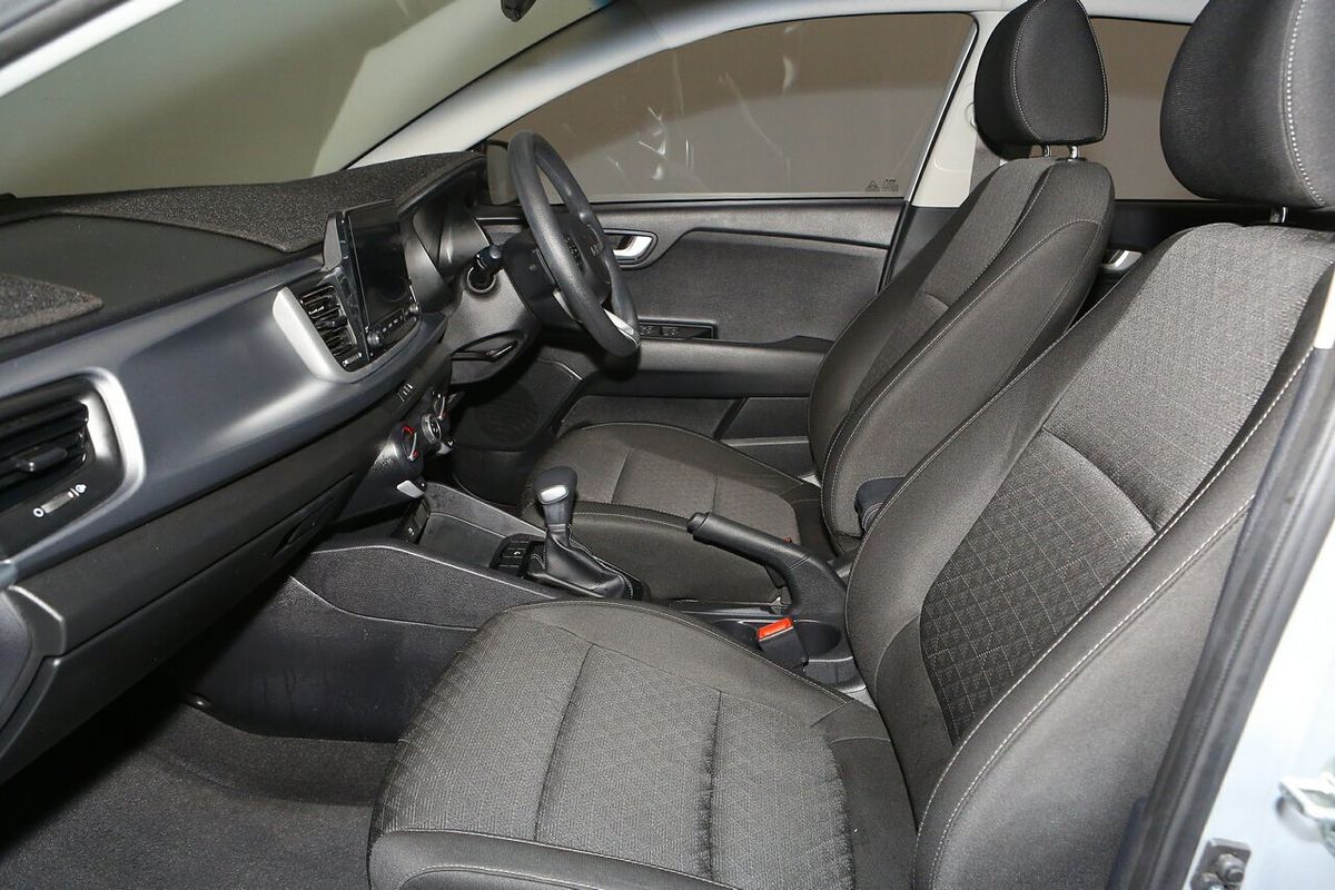 2023 Kia Rio S YB