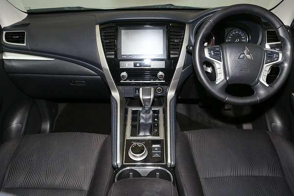 2020 Mitsubishi Pajero Sport GLX QF