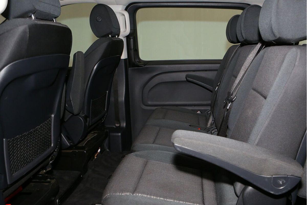 2020 Mercedes-Benz Valente 116CDI 447