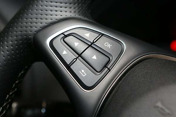 2020 Mercedes-Benz Valente 116CDI 447