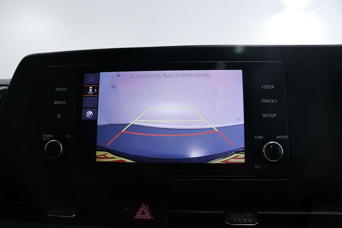 2022 Kia Sportage S NQ5