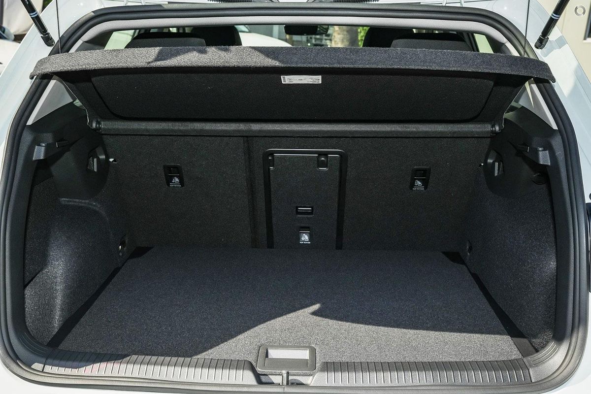 2025 Volkswagen Golf 110TSI Life 8.5