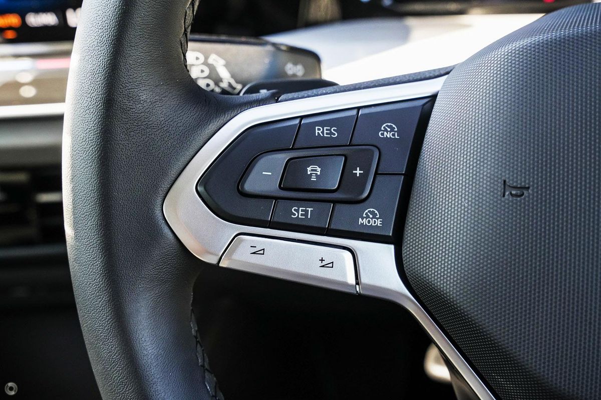 2025 Volkswagen Golf 110TSI Life 8.5