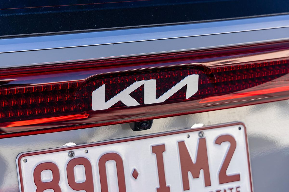 2023 Kia Carnival S KA4
