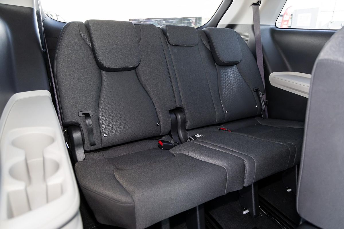 2023 Kia Carnival S KA4
