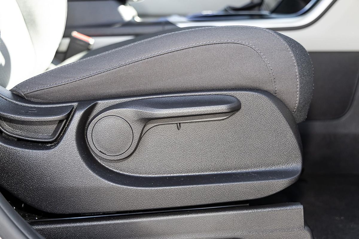 2023 Kia Carnival S KA4