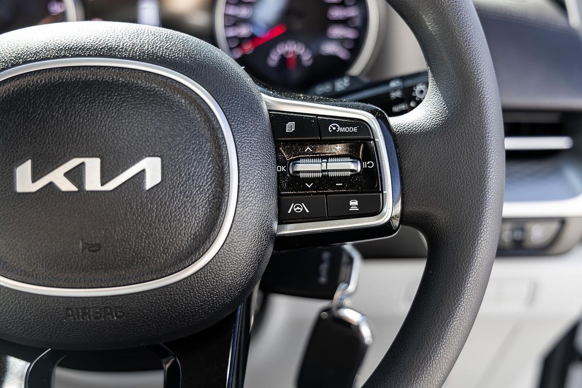 2023 Kia Carnival S KA4