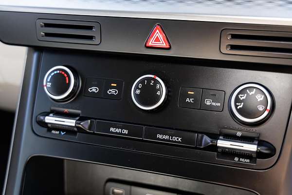 2023 Kia Carnival S KA4