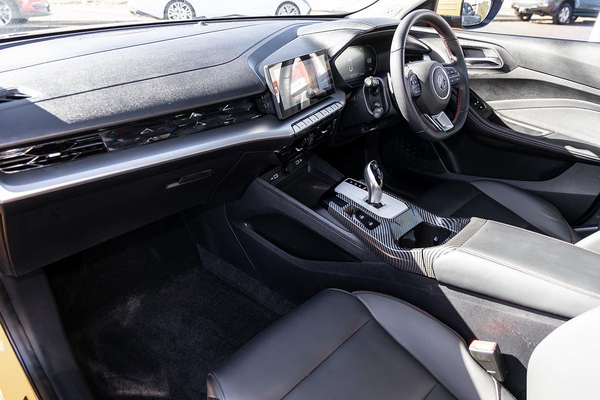 2023 MG MG5 Essence