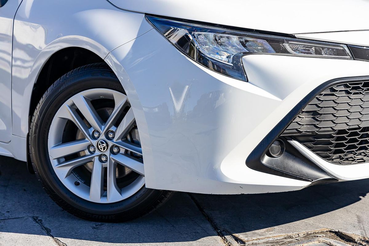 2018 Toyota Corolla Ascent Sport MZEA12R