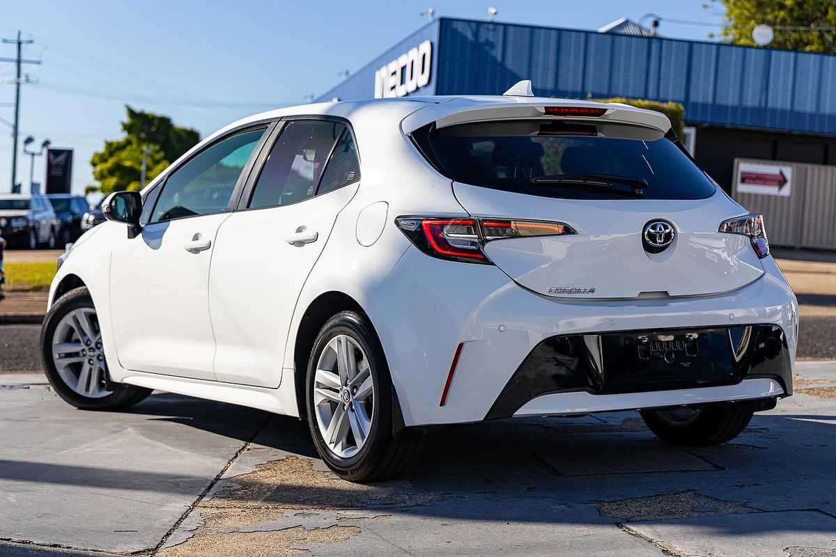 2018 Toyota Corolla Ascent Sport MZEA12R