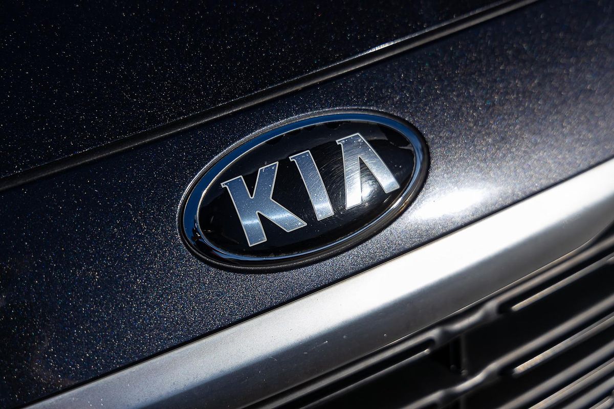 2018 Kia Carnival Si YP