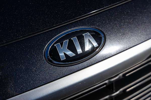2018 Kia Carnival Si YP