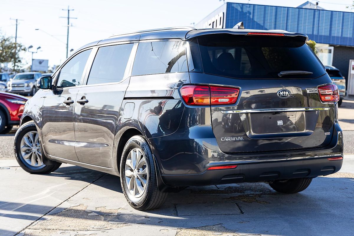 2018 Kia Carnival Si YP