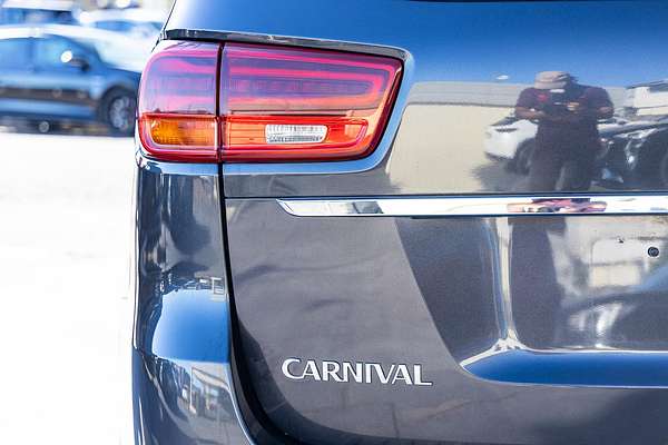 2018 Kia Carnival Si YP